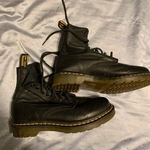 Dr Marten’s 1460 Pascal Virginia Leather AirWair